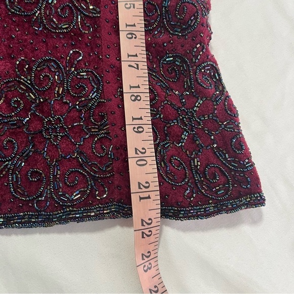 Vintage Paradise NY Medium Wine Color Embellished Sleeveless Lined Back Zip Top - Picture 10 of 14